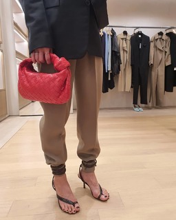 Lee Si-young feet photo 6