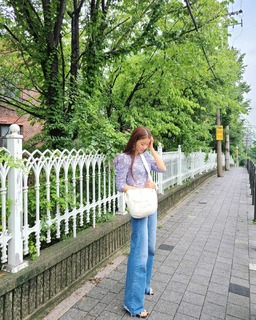 Lee Si-young feet photo 10