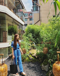 Lee Si-young feet photo 5