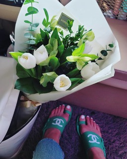 Lee Si-young feet photo 7