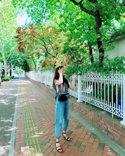 Lee Si-young feet photo 4