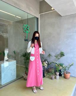 Lee Si-young feet photo 9