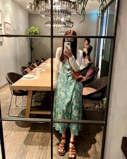 Lee Si-young feet photo 4