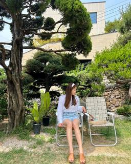 Lee Si-young feet photo 16