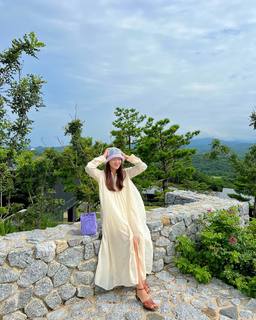 Lee Si-young feet photo 6