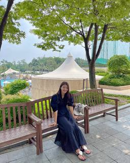 Lee Si-young feet photo 3