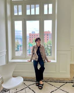 Lee Si-young feet photo 10