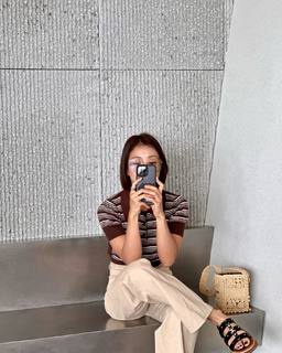 Lee Si-young feet photo 10