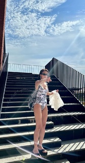 Lee Si-young feet photo 12