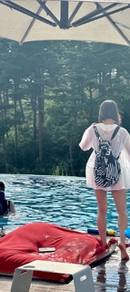 Lee Si-young feet photo 11