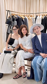 Lee Si-young feet photo 10