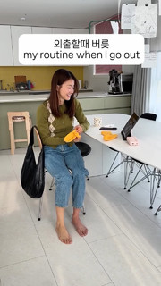 Lee Si-young feet photo 2