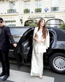 Lee Si-young feet photo 7