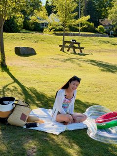Lee Si-young feet photo 6