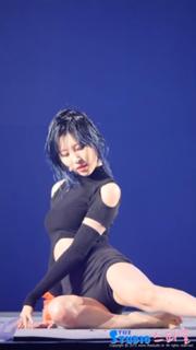 Lee Sun-Mi feet photo 5
