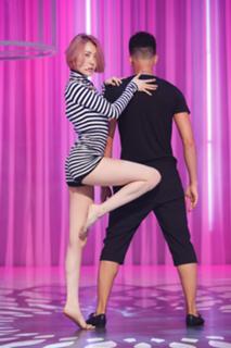 Lee Sun-Mi feet photo 4