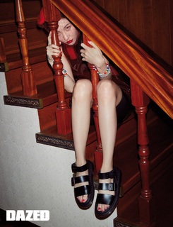 Lee Sun-Mi feet photo 15