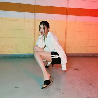 Lee Sun-Mi feet photo 20