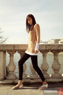 Lee Yeon-hee feet photo 2
