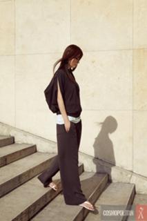 Lee Yeon-hee feet photo 3