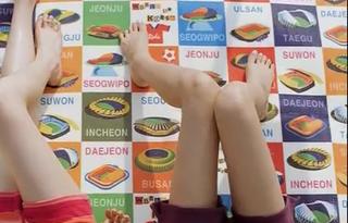 Lee Yeon-hee feet photo 11