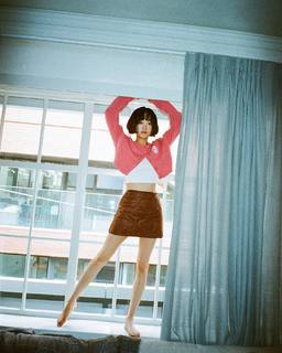 Lee Yoo-mi feet photo 20