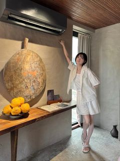 Lee Yoo-mi feet photo 4
