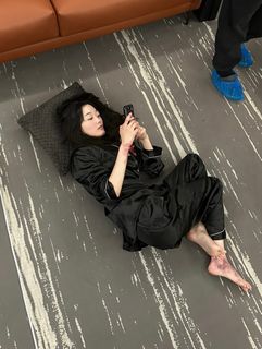 Lee Yoo-mi feet photo 2