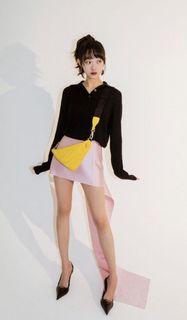 Lee Yoo-mi feet photo 1