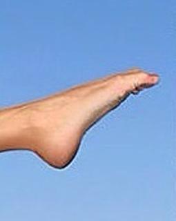LeeAnna Vamp feet photo 3