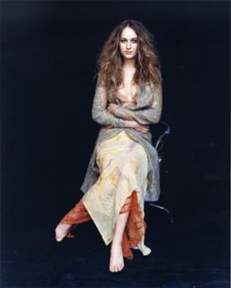 Leelee Sobieski feet photo thumbnail