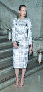 Leelee Sobieski feet photo thumbnail
