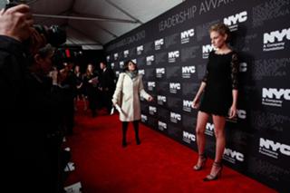 Leelee Sobieski feet photo thumbnail