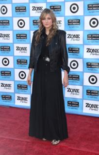Leelee Sobieski feet photo thumbnail