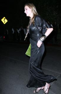 Leelee Sobieski feet photo thumbnail