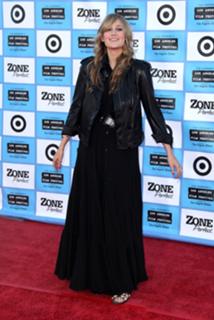 Leelee Sobieski feet photo thumbnail