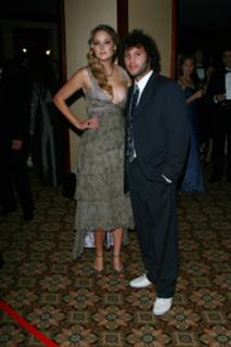 Leelee Sobieski feet photo thumbnail