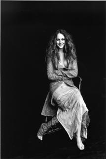 Leelee Sobieski feet photo thumbnail