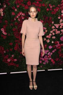 Leelee Sobieski feet photo thumbnail