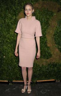 Leelee Sobieski feet photo thumbnail