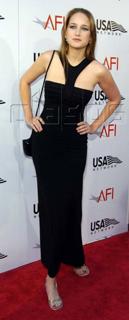 Leelee Sobieski feet photo thumbnail