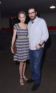 Leelee Sobieski feet photo thumbnail