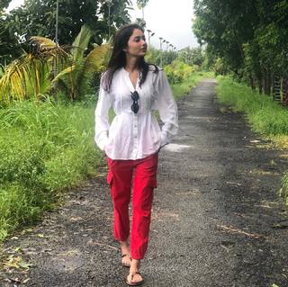 Leena Jumani feet photo 8