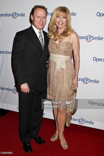 Leeza Gibbons feet photo 12