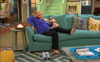 Leigh-Allyn Baker feet photo thumbnail