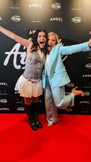 Leigh-Allyn Baker feet photo thumbnail
