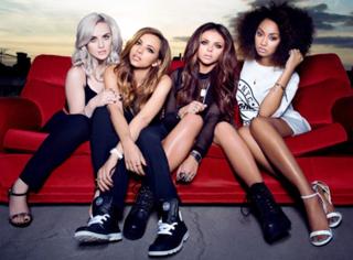 Leigh-Anne feet photo thumbnail