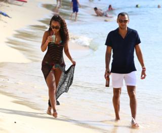 Leigh-Anne feet photo thumbnail