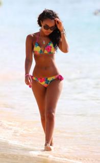 Leigh-Anne feet photo thumbnail