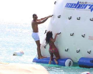 Leigh-Anne feet photo thumbnail